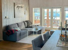 Family-Friendly Mountain Cabin In Haukeli，位于Nesland的酒店