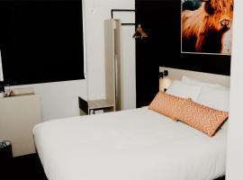 Nightcap at Barkly Hotel，位于伊萨山的酒店