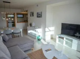 Apartamento de 2 habitaciones con jardín y piscina comunitaria cerca de la playa en Pulpi - ES-376-24
