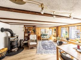 Chalet Idylle - mountain view & next to Interlaken，位于林根贝格的酒店