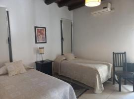 Viamonte Rest，位于卢汉德库约的酒店