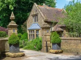 Manor Farm Lodge