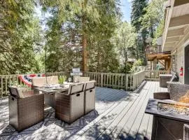 2 Mi to Lake Arrowhead Pet-Friendly Cabin
