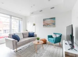 Stylish 3BR Condo near High Park Trails Nearest Intersection Dundas St W