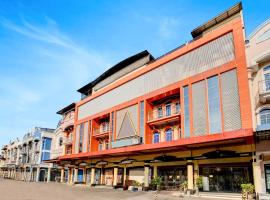 Dancenter S Hotel，位于Tanjunguma的酒店
