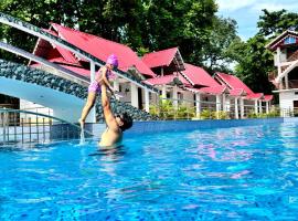 Hotel & Resort in Jaldapara，位于Mādāri Hāt的酒店