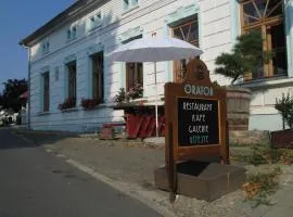 Orátor - restaurace a ubytování