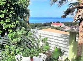 Sea View Chill Spot 15 min walk to the beach