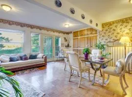Less Than 1 Mi to Jefferson Healthcare Nurse-Ready Rental