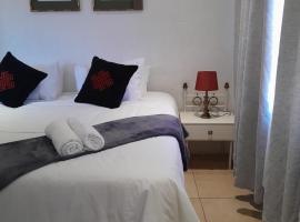 Russell's Rest Apartments，位于约翰内斯堡的酒店
