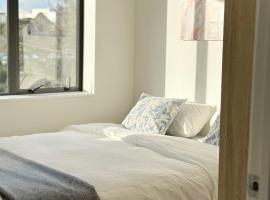 BLANC Suites Unit9，位于Silverdale的酒店