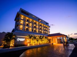 Lit Hotel NAKIJIN，位于今归仁村的酒店
