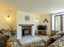 East Cottage - Ukc4432