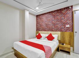 Hotel O Arsh Inn，位于Bavla的酒店