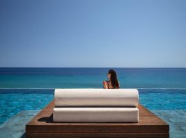 Lesante Blu - The Leading Hotels of the World, Adults Only，位于查加基恩的带按摩浴缸的酒店
