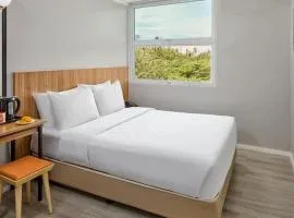 Go Hotels Plus Bacolod - Newly Renovated