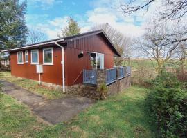 Forest Retreat Sleeps 4 2 Bed Parking，位于比迪福德的酒店