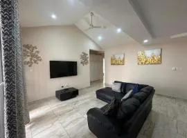 3 bedroom Home away from home residence