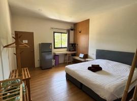 Lom Phangan Studio，位于恰洛克拉姆的酒店