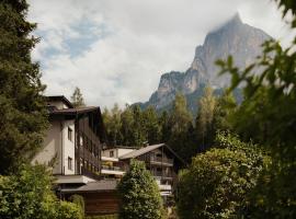 Waldrast - Forestside Living，位于修希的酒店