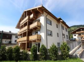 Modern Apartment near Ski Area in Brixen im Thale，位于Feuring的酒店