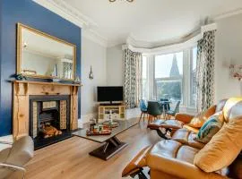 The Blue Door Apartment