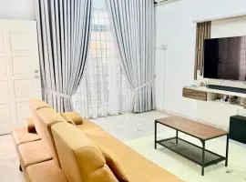 Stayhouz Dlaguna-Malay Only-Free Netflix Wifi