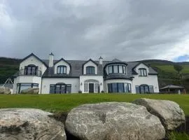 Milton on The Moyle Apartments