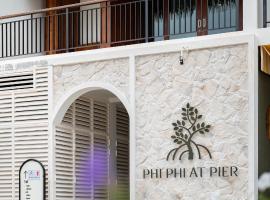 Phi Phi at Pier，位于皮皮岛的酒店