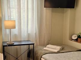 Baszta Grodzka，位于耶莱尼亚古拉的青旅