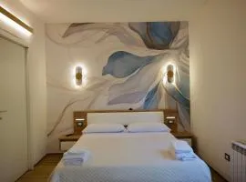 Lecco Rivers Retreat - Five Design Suites