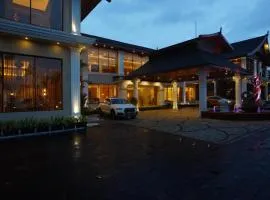 SCYLLA Luxury Resort & Spa