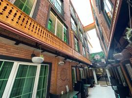Hotel MTbilisi，位于第比利斯的酒店