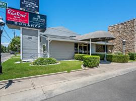 Red Roof Inn Yuba City Bonanza - Marysville，位于尤巴城的酒店