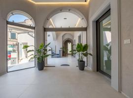 Blu Sky Luxury Palace Sorrento Coast，位于梅塔的酒店