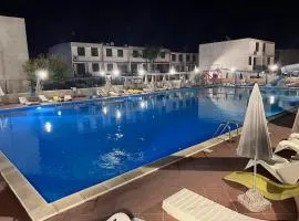 Tonzuso Holyday House