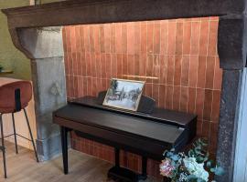 Le Saint-Georges，位于Saint-Georges-de-Mons的酒店