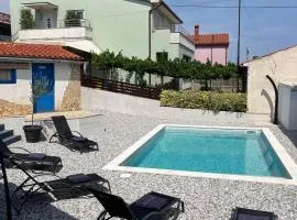 Manolo house with jacuzzi & pool