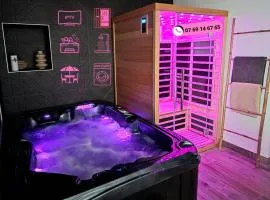 Love Room Luxe and Spa - Sauna