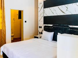 Banora Apartments Gwarinpa，位于阿布贾的酒店