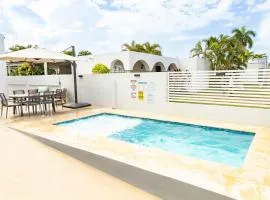3 Bed 2 Bath A8 Family House w Private Pool Dorado del Mar