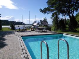 Paatsalu Sadam，位于Paatsalu的酒店