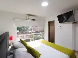 Piscina, jacuzzi en la flora Cali