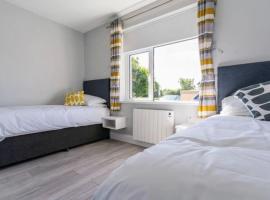 Burrows Lodge Tramore Golf Club，位于特拉莫尔的酒店