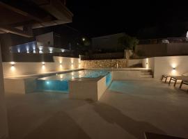 Apartments M&E，位于默克斯卡的酒店