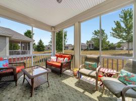 The Catbird - 28 Butternut，位于Cherry Valley的带泳池的酒店