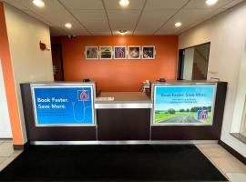 Studio 6 Suites Urbana, IL，位于乌尔班纳的酒店