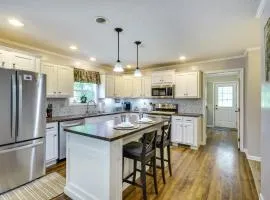 Hillsborough Vacation Rental ~ 18 Mi to Durham!