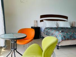 Tikal Sunrise House，位于弗洛勒斯的酒店