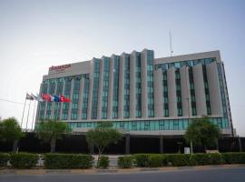 Ramada Plaza by Wyndham Mosul Corniche，位于Al Mawşil的酒店